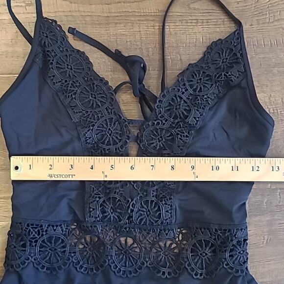 Becca by Rebecca Virtue Muse One Piece Swimsuit Size M - Picture 5 of 8